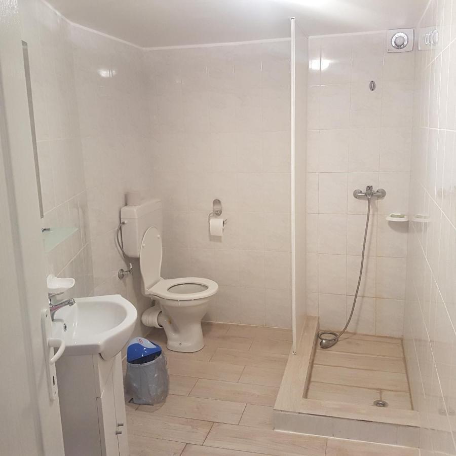 Hotel Relax Haus Hunedoara Zewnętrze zdjęcie