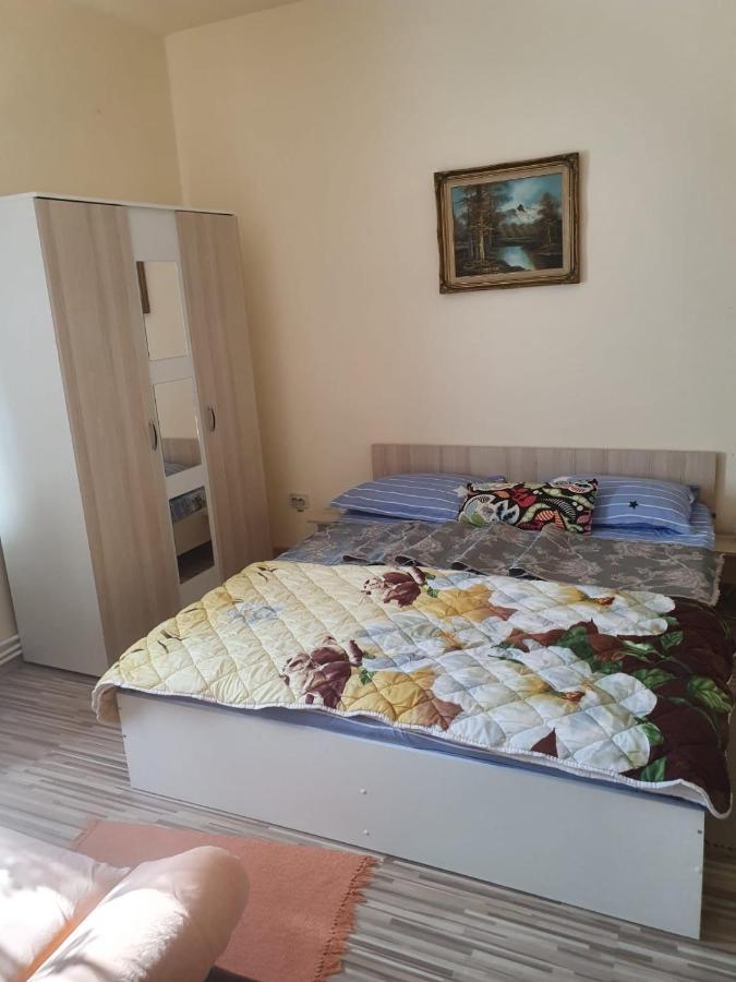 Hotel Relax Haus Hunedoara Zewnętrze zdjęcie