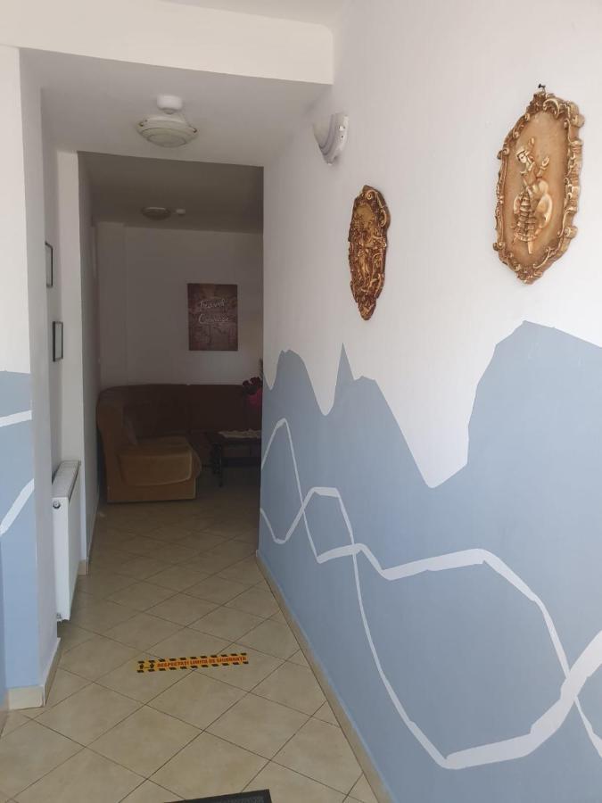 Hotel Relax Haus Hunedoara Zewnętrze zdjęcie
