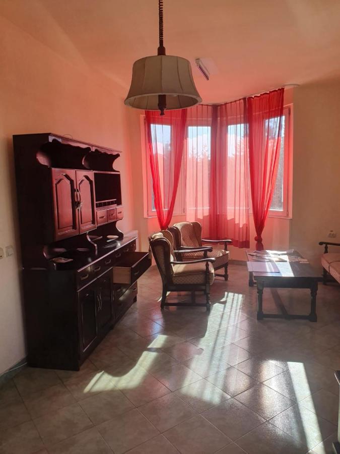 Hotel Relax Haus Hunedoara Zewnętrze zdjęcie