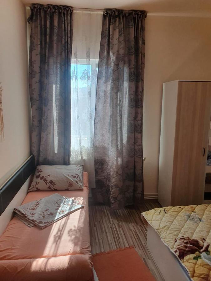 Hotel Relax Haus Hunedoara Zewnętrze zdjęcie